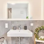 2 Zimmer, Ruhige Lage, Netflix * Mannheim