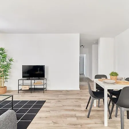 2 Zimmer, Ruhige Lage, Netflix *